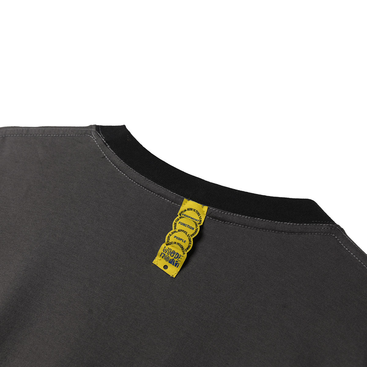 Log- Longsleeve T-Shirt